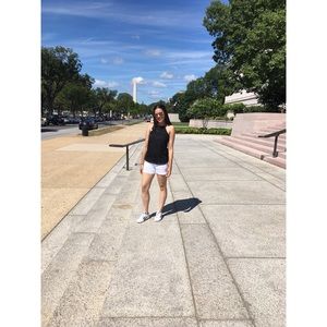 Meet your Posher, Alejandra